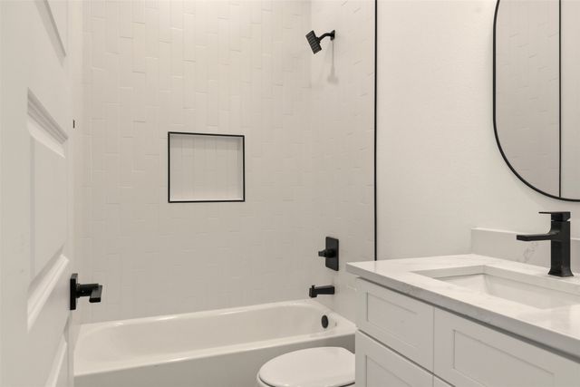 8902 Lowell Street, Rowlett, TX 75089