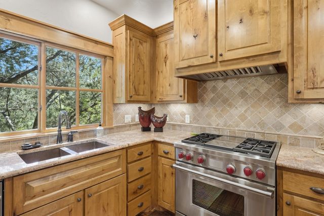1190 Waterfall Way, Graford, TX 76449