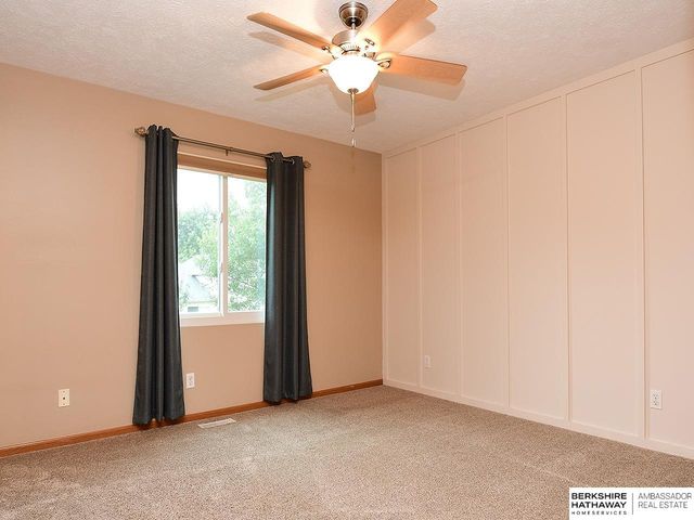 12917 Curtis Avenue, Omaha, NE 68164