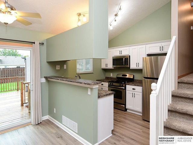 12917 Curtis Avenue, Omaha, NE 68164