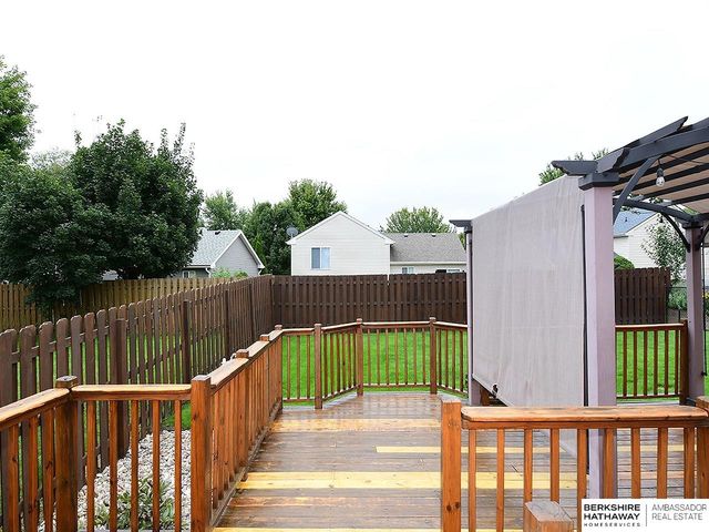 12917 Curtis Avenue, Omaha, NE 68164