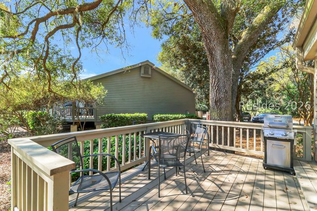 33 Lake Forest Dr Apt 3302, Hilton Head Island, SC 29928