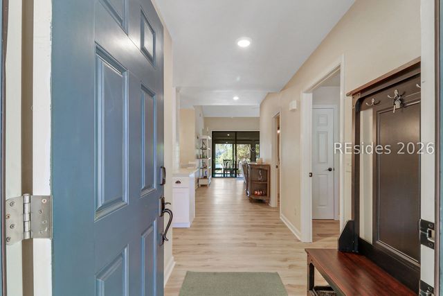 33 Lake Forest Dr Apt 3302, Hilton Head Island, SC 29928