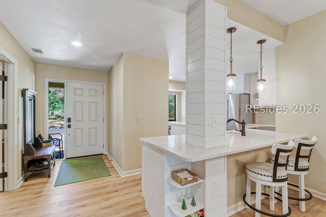 33 Lake Forest Dr Apt 3302, Hilton Head Island, SC 29928