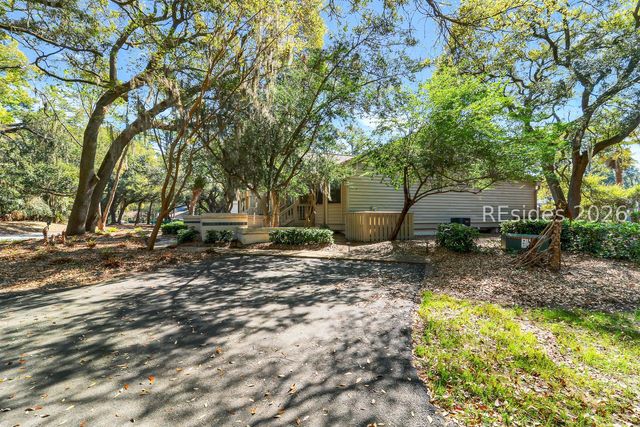 33 Lake Forest Dr Apt 3302, Hilton Head Island, SC 29928