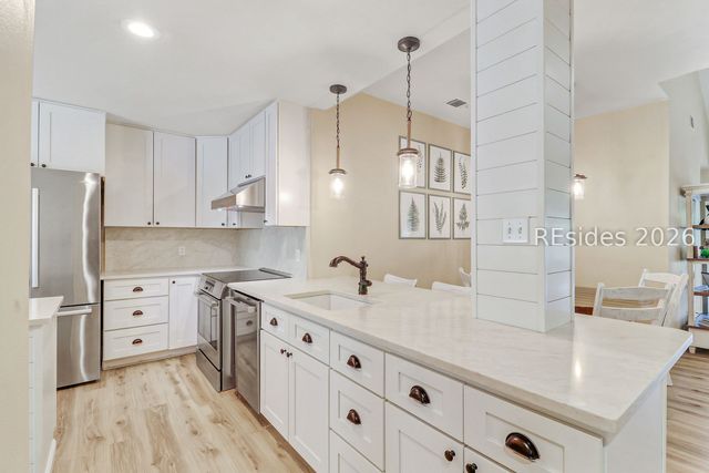 33 Lake Forest Dr Apt 3302, Hilton Head Island, SC 29928