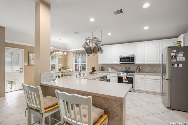 213 Bending Oak, New Braunfels, TX 78132