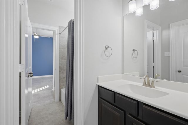 7915 Stratford Hall Drive, Rosharon, TX 77583