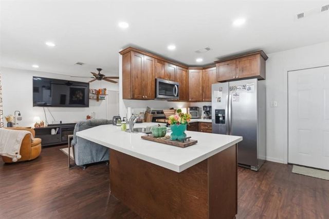 1310 Tall Sky Drive, Lake Charles, LA 70607