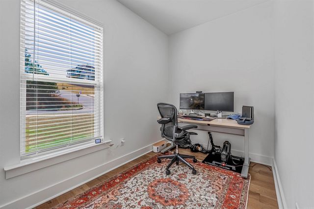 34 Sagamore Ct, Maumelle, AR 72113