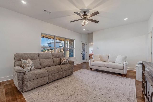 34 Sagamore Ct, Maumelle, AR 72113