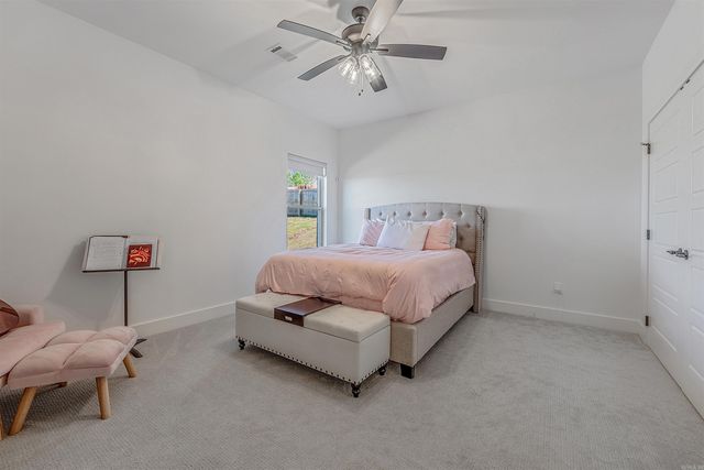 34 Sagamore Ct, Maumelle, AR 72113