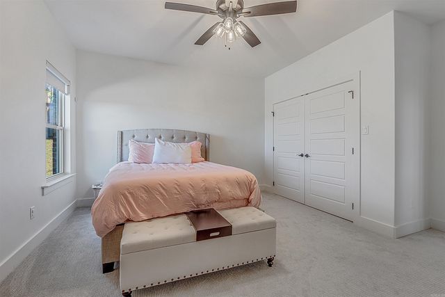 34 Sagamore Ct, Maumelle, AR 72113