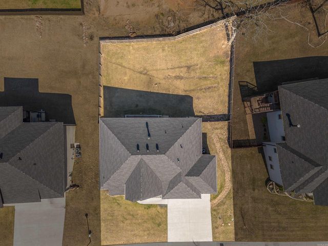 34 Sagamore Ct, Maumelle, AR 72113