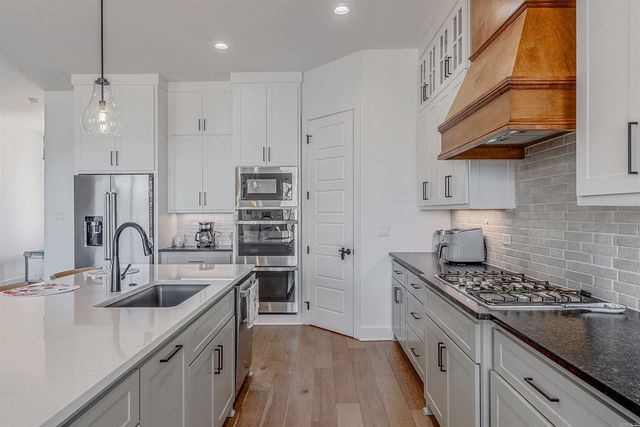 34 Sagamore Ct, Maumelle, AR 72113