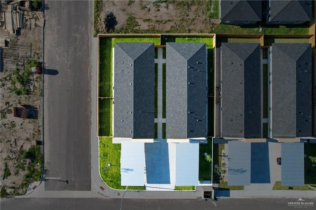 2713 W Brookside Bend Street 3, Edinburg, TX 78539
