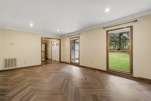 14001 Rhine Court, Seneca, SC 29672