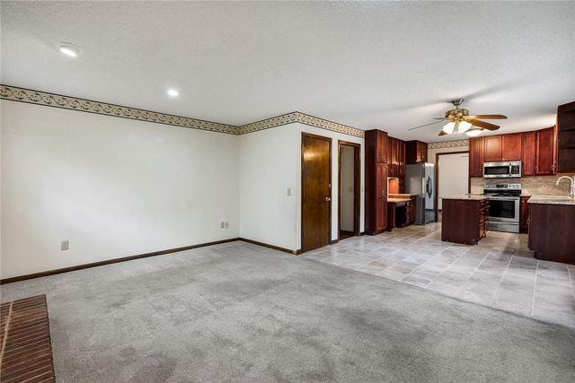 14001 Rhine Court, Seneca, SC 29672