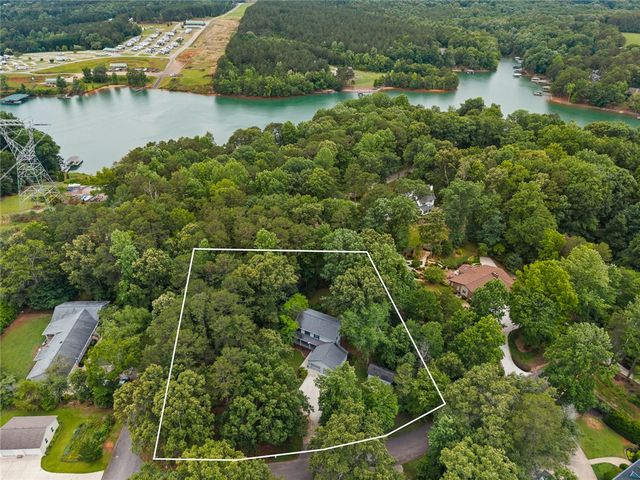 14001 Rhine Court, Seneca, SC 29672