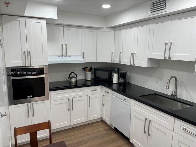 3801 S Ocean Dr 11T, Lauderdale By The Sea, FL 33019