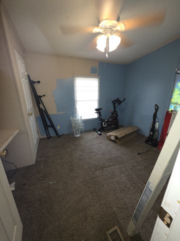 198 Neil Dr, Smithville, TN 37166