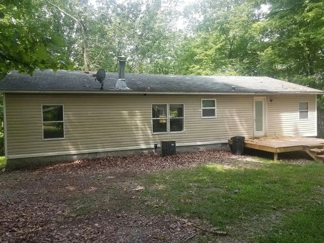 198 Neil Dr, Smithville, TN 37166