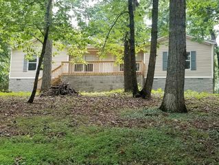 198 Neil Dr, Smithville, TN 37166