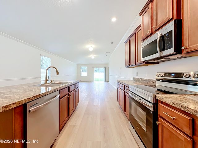 9018 KIPPER Drive, Jacksonville, FL 32211
