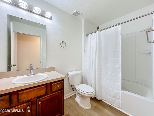 9018 KIPPER Drive, Jacksonville, FL 32211