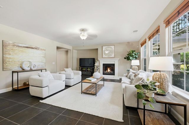 3919 Creekstone Ct, Roseville, CA 95747