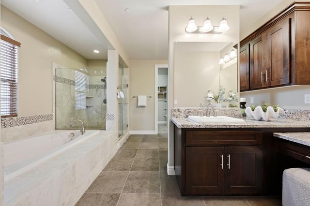 3919 Creekstone Ct, Roseville, CA 95747