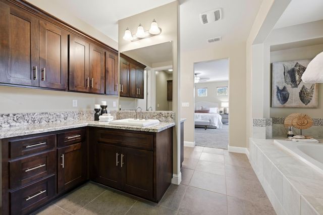 3919 Creekstone Ct, Roseville, CA 95747