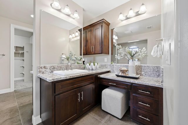 3919 Creekstone Ct, Roseville, CA 95747