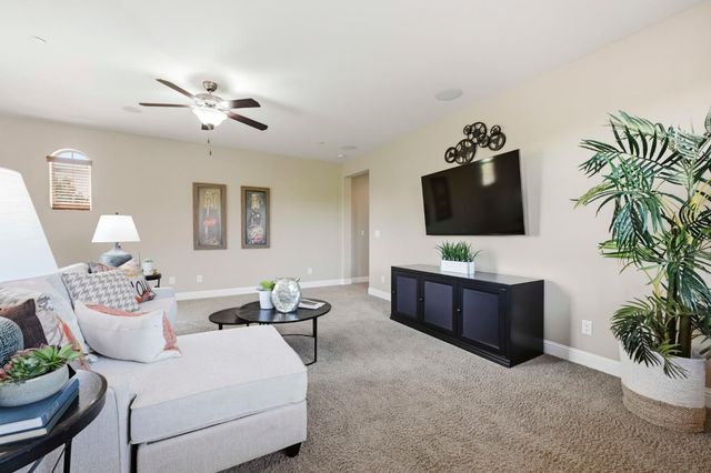 3919 Creekstone Ct, Roseville, CA 95747