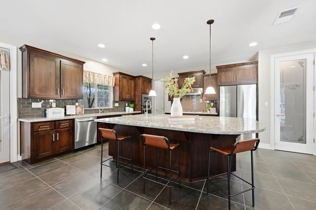 3919 Creekstone Ct, Roseville, CA 95747