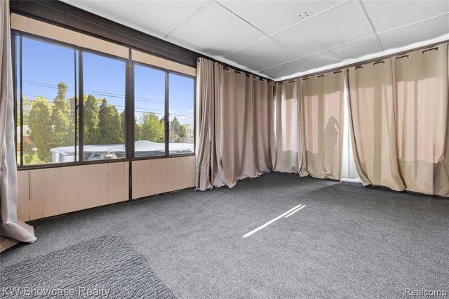 35475 Richland Street, Livonia, MI 48150