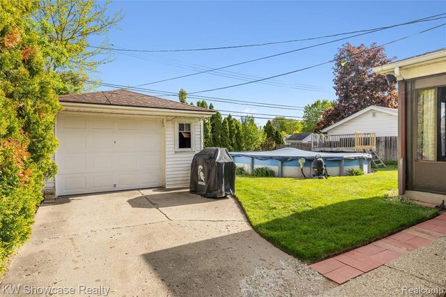 35475 Richland Street, Livonia, MI 48150