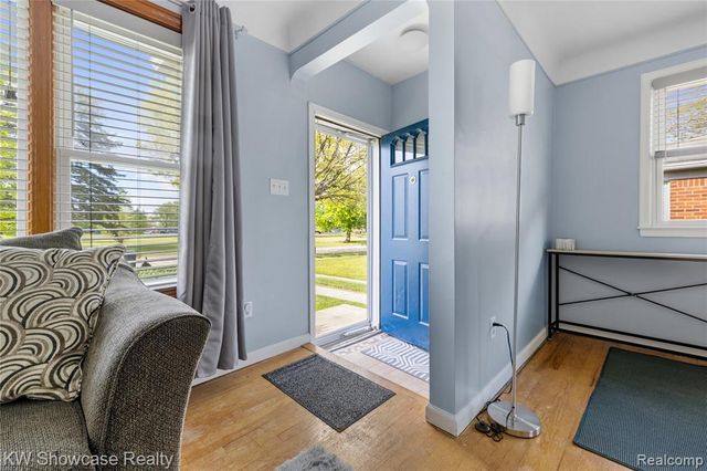 35475 Richland Street, Livonia, MI 48150