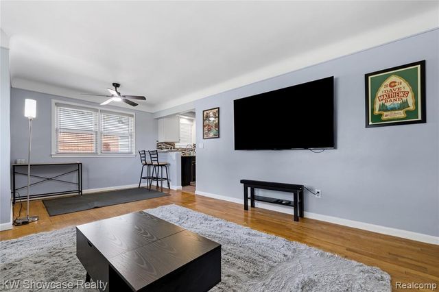 35475 Richland Street, Livonia, MI 48150