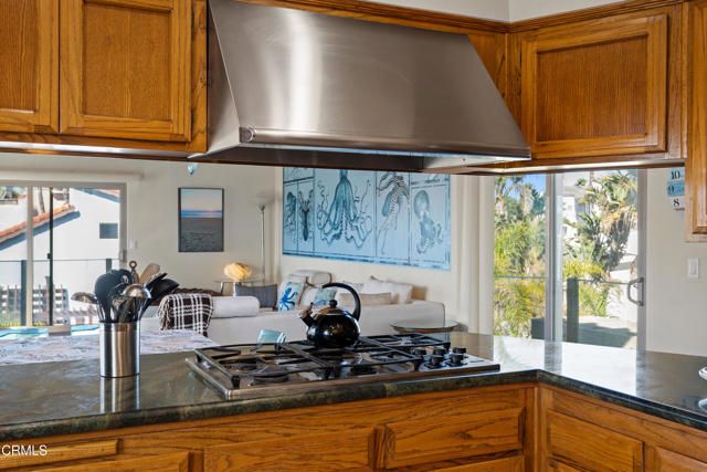 1150 Mandalay Beach Road, Oxnard, CA 93035