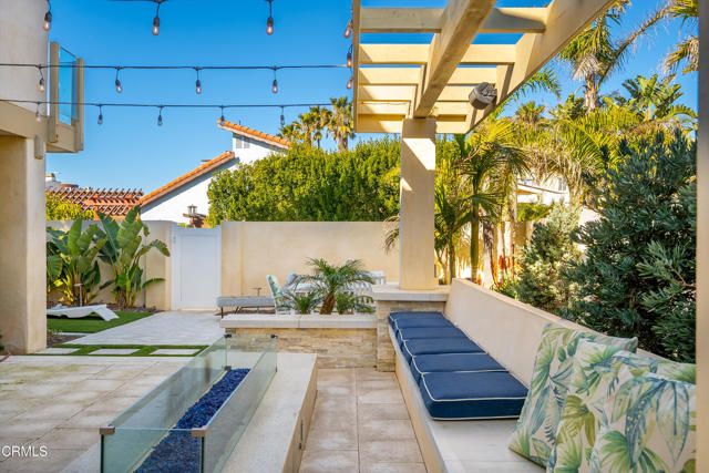 1150 Mandalay Beach Road, Oxnard, CA 93035