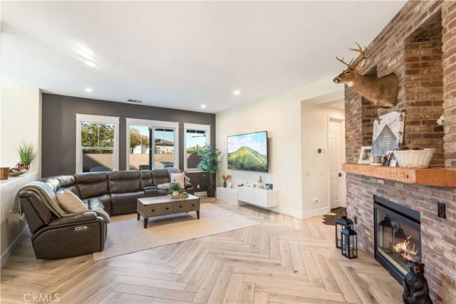 8824 Soothing Court, Corona, CA 92883