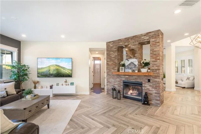 8824 Soothing Court, Corona, CA 92883
