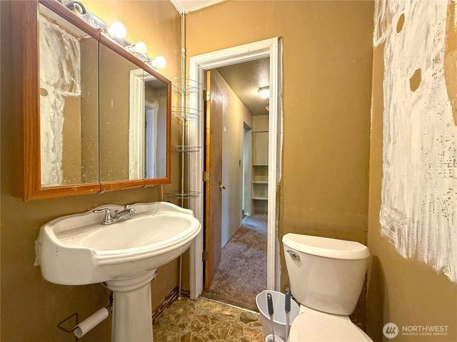 1288 1st Avenue S, Okanogan, WA 98840