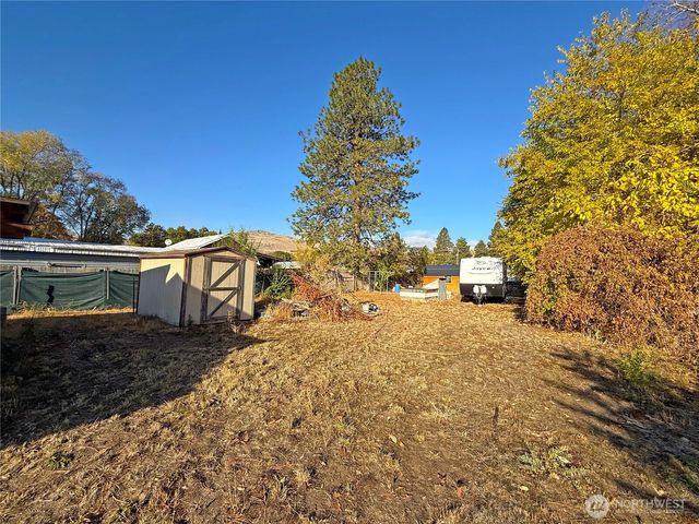 1288 1st Avenue S, Okanogan, WA 98840