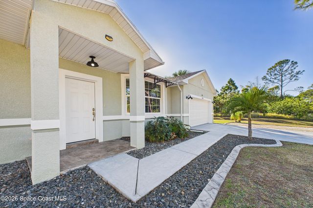 1220 Gideon Street SW, Palm Bay, FL 32908