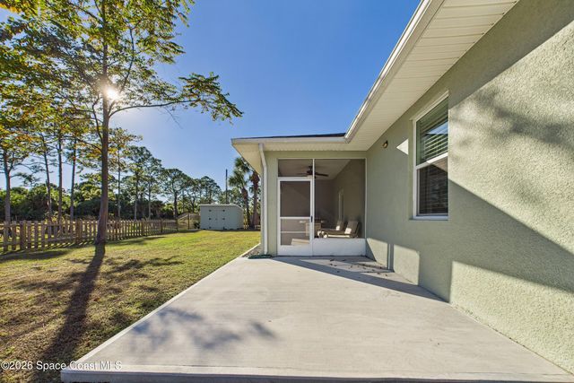 1220 Gideon Street SW, Palm Bay, FL 32908