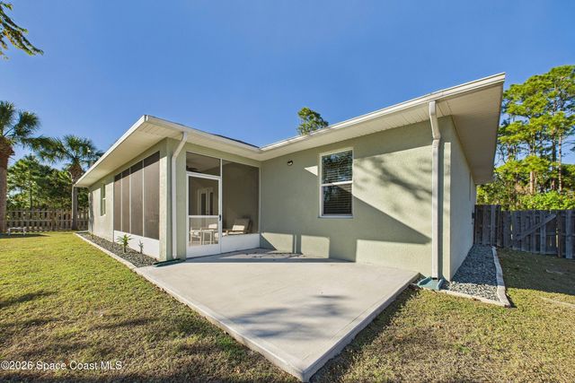 1220 Gideon Street SW, Palm Bay, FL 32908