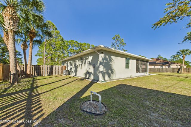 1220 Gideon Street SW, Palm Bay, FL 32908