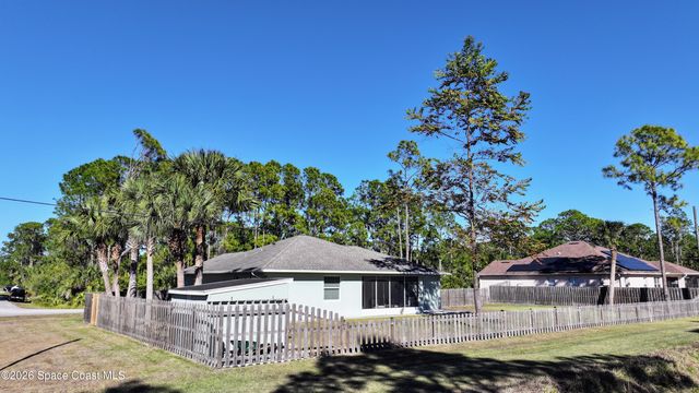 1220 Gideon Street SW, Palm Bay, FL 32908